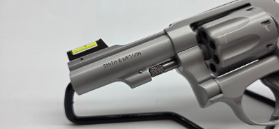 SMITH & WESSON 317 KIT GUN .22 LR - Image 3 of 9