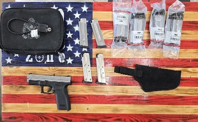 SPRINGFIELD ARMORY Springfield Armory XD-9 9mm Semi Auto Pistol, Black 4" 9MM LUGER (9x19 PARA) - Image 1 of 3