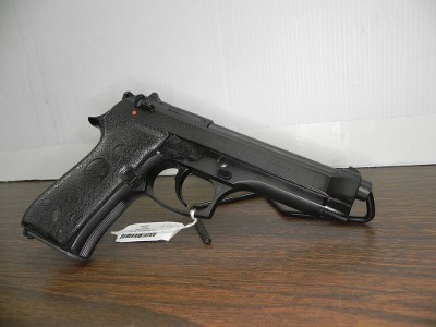 BERETTA 92FS 9MM LUGER (9x19 PARA) - Image 1 of 3