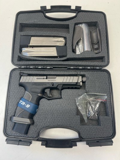 STOEGER STR-9S COMBAT 9MM LUGER (9x19 PARA) - Image 1 of 12