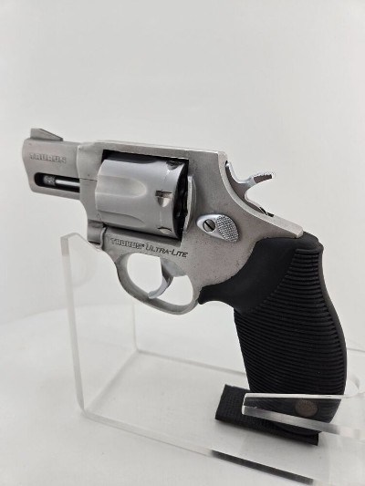 TAURUS 817 UL .38 SPL - Image 1 of 5