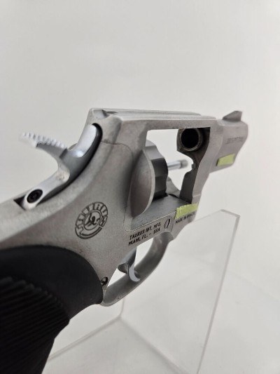 TAURUS 817 UL .38 SPL - Image 4 of 5