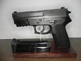 SIG SAUER SP2022 .40 S&W - Image 2 of 4