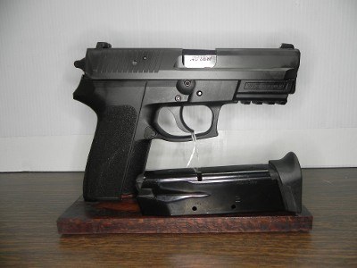 SIG SAUER SP2022 .40 S&W - Image 1 of 4