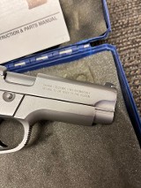 SMITH & WESSON 4006 .40 S&W - Image 5 of 10