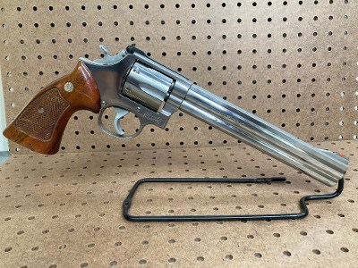 SMITH & WESSON 686 .357 MAG - Image 1 of 10