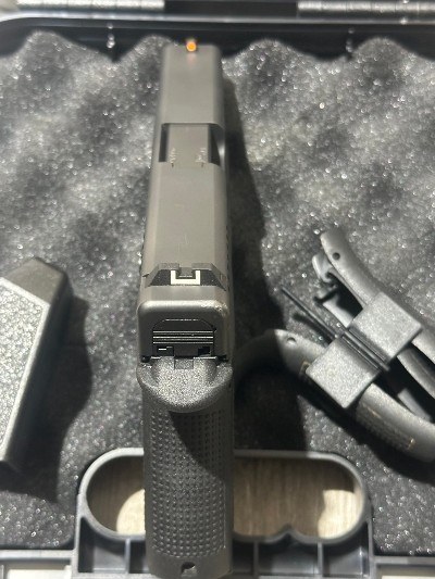 GLOCK G19 GEN 4 9MM LUGER (9X19 PARA) - Image 7 of 12