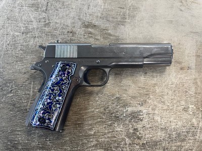 COLT SERIES 70 GOVERNMENT .45 ACP - Image 1 of 8