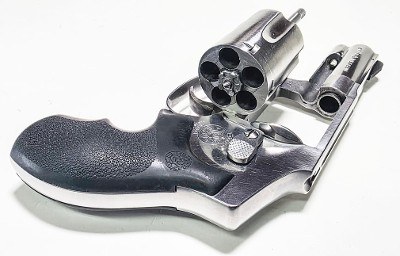SMITH & WESSON MODEL 640-1 CHAMBERED IN .357 .357 MAG - Image 3 of 4