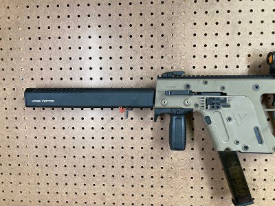 KRISS VECTOR .45 ACP - Image 8 of 11