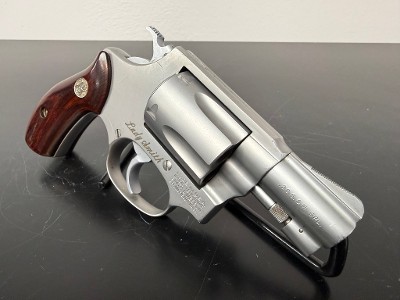 SMITH & WESSON 60 LS LADYSMITH .38 SPL - Image 10 of 11