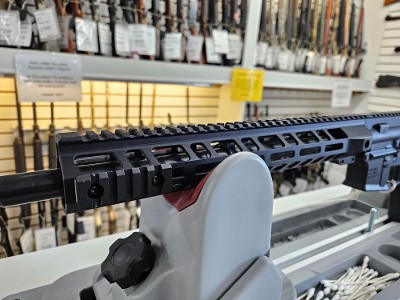 AERO PRECISION M4E1 5.56X45MM NATO - Image 4 of 12