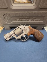 SMITH & WESSON 986 PERFORMANCE 9MM LUGER (9X19 PARA) - Image 1 of 3