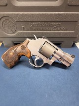 SMITH & WESSON 986 PERFORMANCE 9MM LUGER (9X19 PARA) - Image 2 of 3