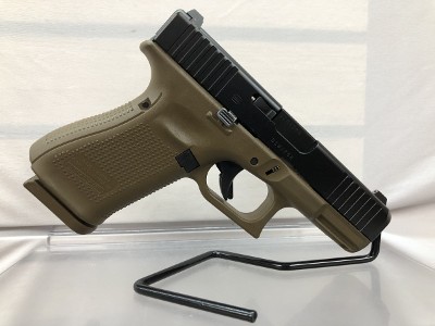 GLOCK 19 9MM LUGER (9x19 PARA) - Image 1 of 11