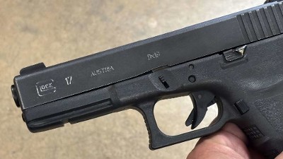 GLOCK 17 9MM LUGER (9x19 PARA) - Image 6 of 11
