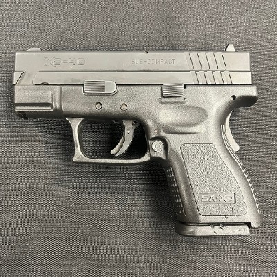 SPRINGFIELD ARMORY XD-40 .40 S&W - Image 1 of 13