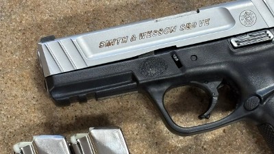SMITH & WESSON SD9 VE 9MM LUGER (9x19 PARA) - Image 2 of 6