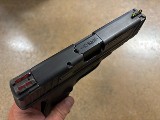 SMITH & WESSON SD40 40 Smith & Wesson - Image 8 of 8