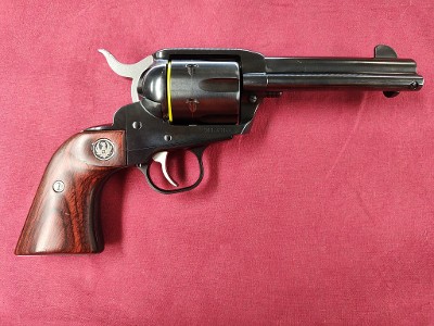 RUGER VAQUERO BLUED .45 LC - Image 1 of 3