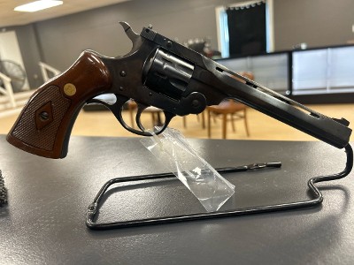 H&R 999 - SPORTSMAN .22 S/L/LR - Image 2 of 4