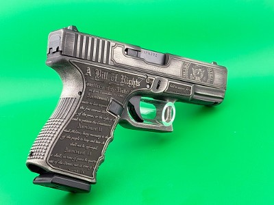 GLOCK GLOCK 19 TRUMP 9MM LUGER (9x19 PARA) - Image 3 of 9