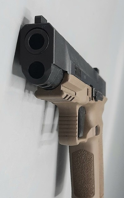 CANIK Mete SFx 9MM LUGER (9x19 PARA) - Image 4 of 7