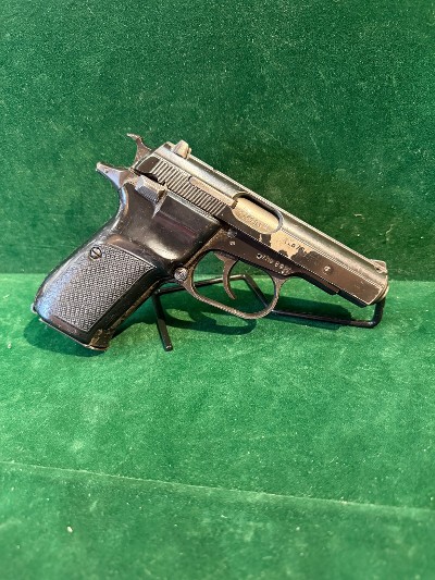 CZ CZ-82 9x18MM MAKAROV - Image 1 of 2