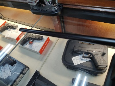 H&R deluxe topper 198 .410 BORE - Image 8 of 15