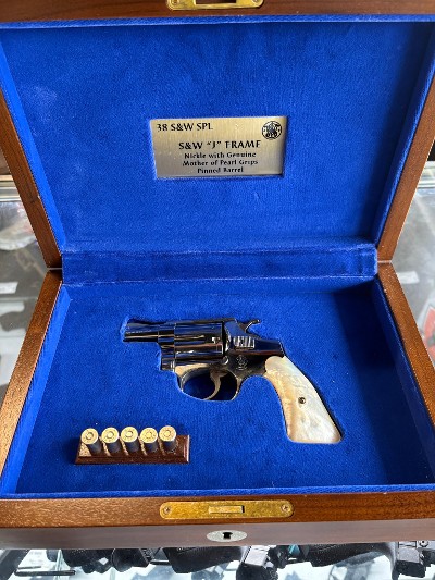SMITH & WESSON 36 .38 SPL - Image 4 of 5