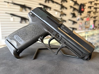 HECKLER & KOCH USP COMPACT .45 ACP - Image 2 of 3