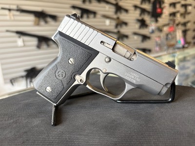 KAHR ARMS MK40 .40 S&W - Image 1 of 3