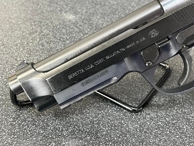 BERETTA 92FS VERTEC 9MM LUGER (9x19 PARA) - Image 2 of 11