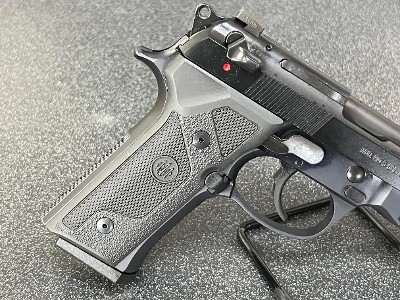 BERETTA 92FS VERTEC 9MM LUGER (9x19 PARA) - Image 5 of 11