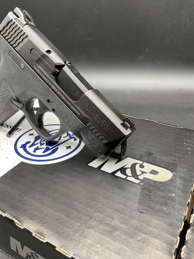 SMITH & WESSON M&P SHIELD 2.0 - Image 6 of 11