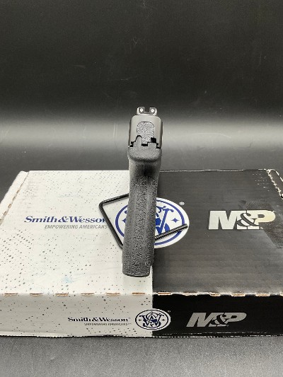 SMITH & WESSON M&P SHIELD 2.0 - Image 7 of 11