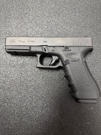 GLOCK G17 GEN 4 9MM LUGER (9X19 PARA) - Image 5 of 8