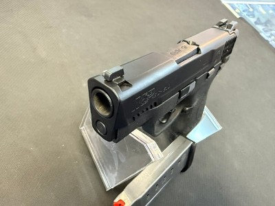 SMITH & WESSON M&P45 SHIELD M2.0 .45 ACP - Image 6 of 10