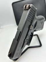 GLOCK 27 GEN 2 40 Smith & Wesson - Image 5 of 9