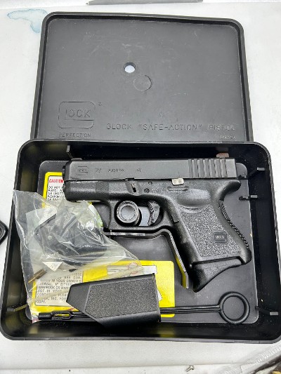 GLOCK 27 GEN 2 40 Smith & Wesson - Image 8 of 9