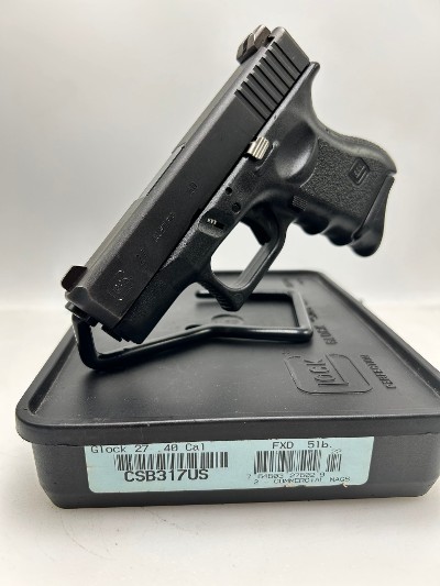 GLOCK 27 GEN 2 40 Smith & Wesson - Image 2 of 9