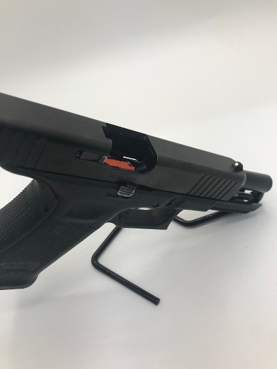 GLOCK 17 GEN 5 9MM LUGER (9x19 PARA) - Image 10 of 11