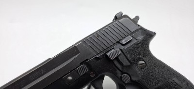 SIG SAUER P226 9MM LUGER (9x19 PARA) - Image 3 of 8
