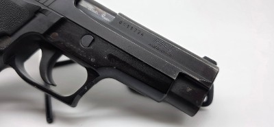 SIG SAUER P226 9MM LUGER (9x19 PARA) - Image 7 of 8
