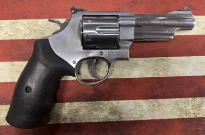 SMITH & WESSON 629 4" .44 MAGNUM - Image 2 of 4