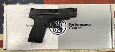 SMITH & WESSON Shield 9MM LUGER (9x19 PARA) - Image 1 of 4