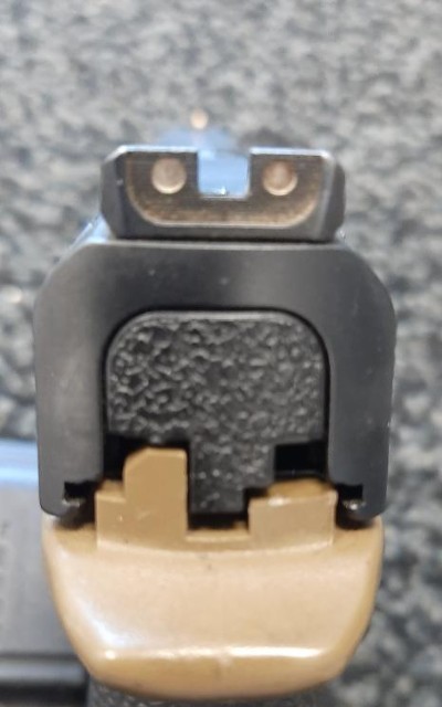 SMITH & WESSON M&P 40 40 Smith & Wesson - Image 8 of 12