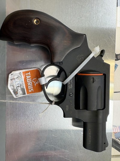 TAURUS 856 2-856021SW .38 SPL - Image 2 of 2