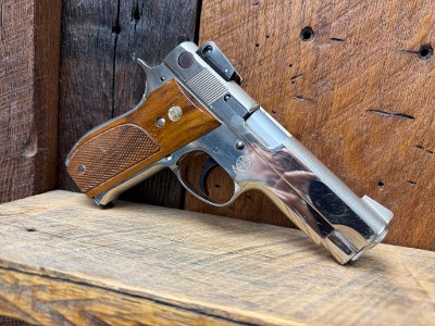SMITH & WESSON MODEL 539 HP NICKEL 9MM LUGER (9x19 PARA) - Image 1 of 12