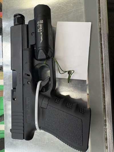 GLOCK 19 GEN 3 9MM LUGER (9x19 PARA) - Image 1 of 2